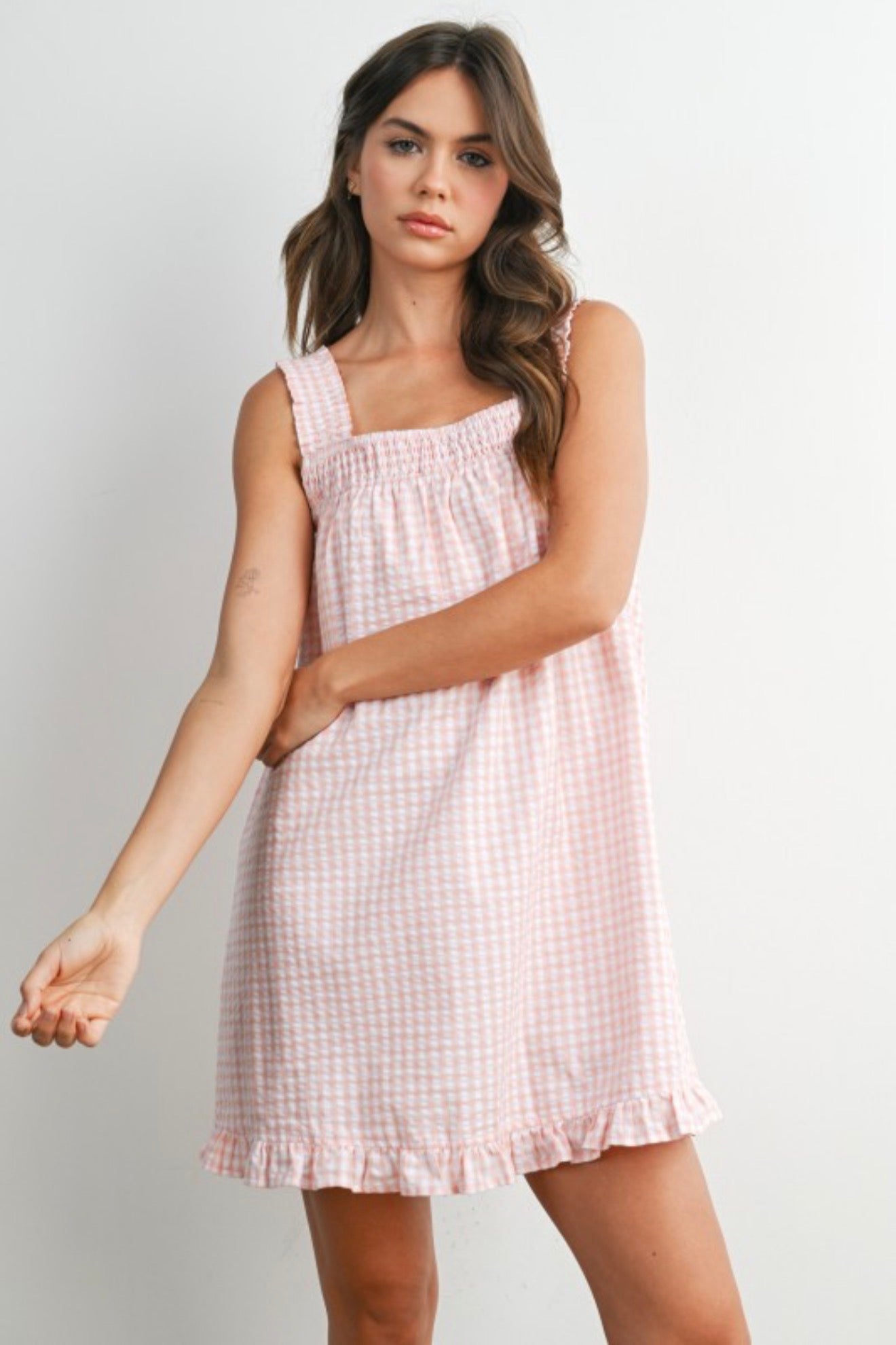 Back tie ruffle hem dress